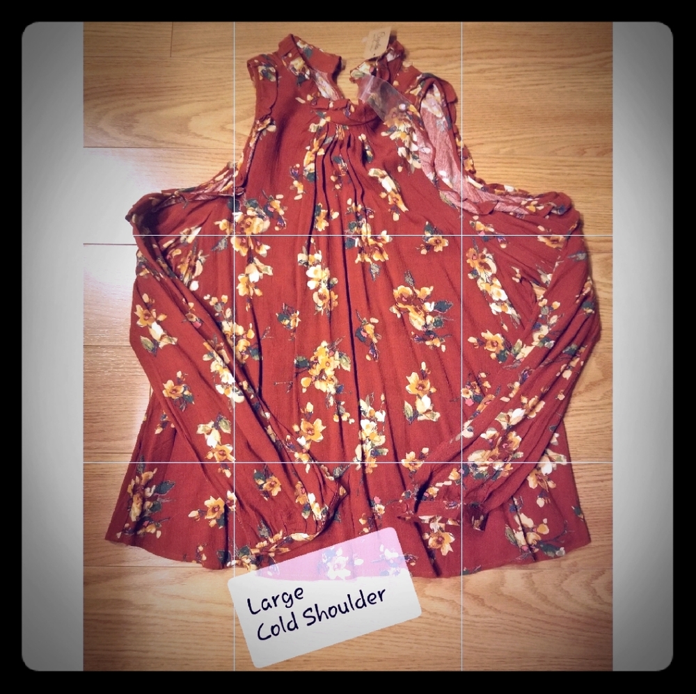 Colder Shoulder Floral Top - NWT
